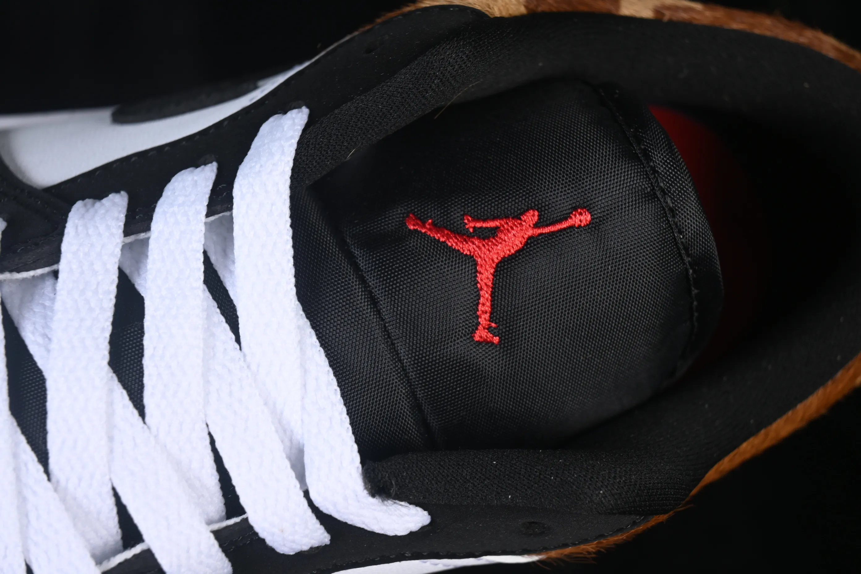 All categories Air Jordan Jordan series basketball shoes Air Jordan 1 Low Air Jordan 1 Low AJ1 Joe 1 Year of the Horse limited low-top retro culture basketball shoes IX8740-101
